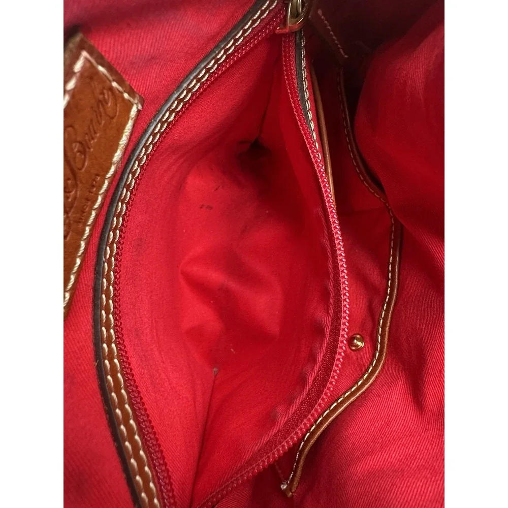 Dooney & Bourke Pebble Grain Rebecca Hobo Shoulder Bag – Classic & Stylish
